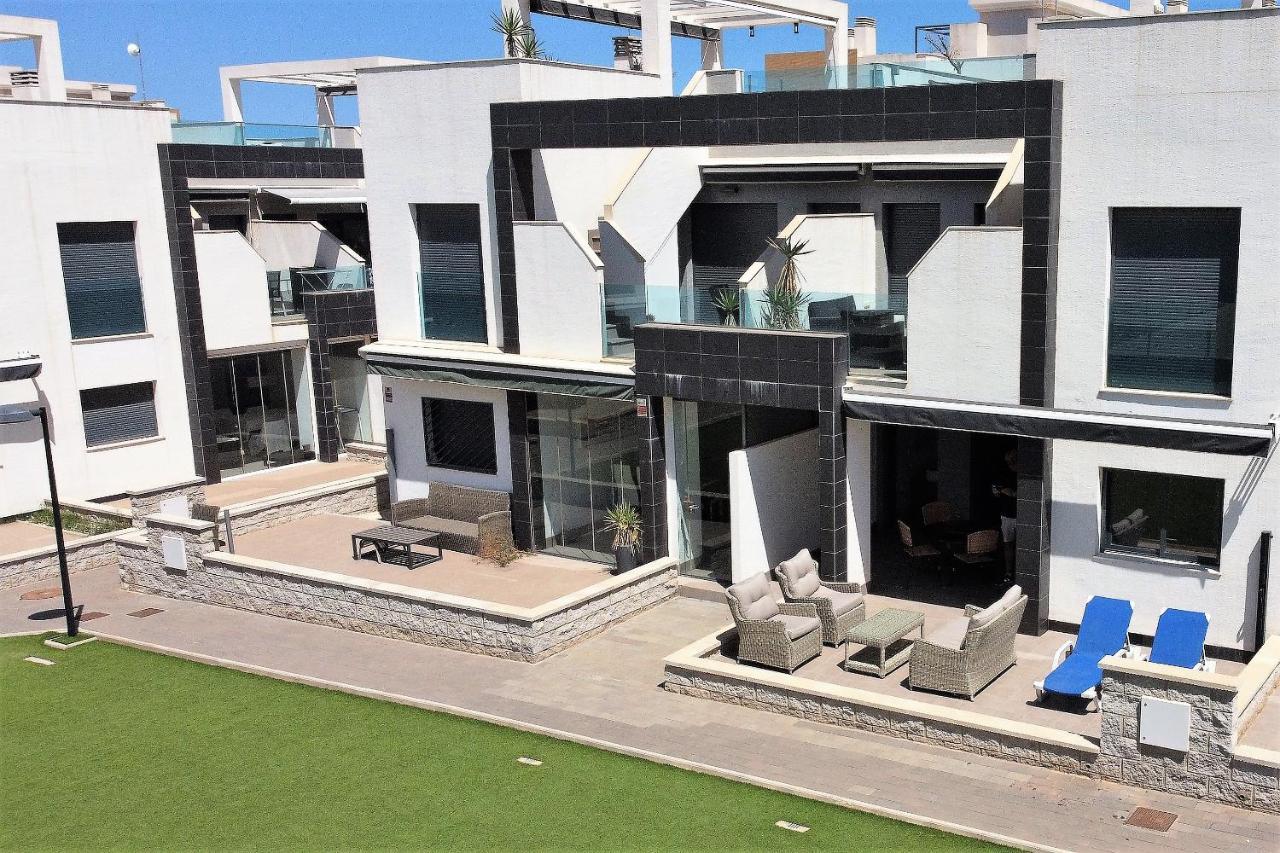Oasis Beach Orihuela Exterior photo